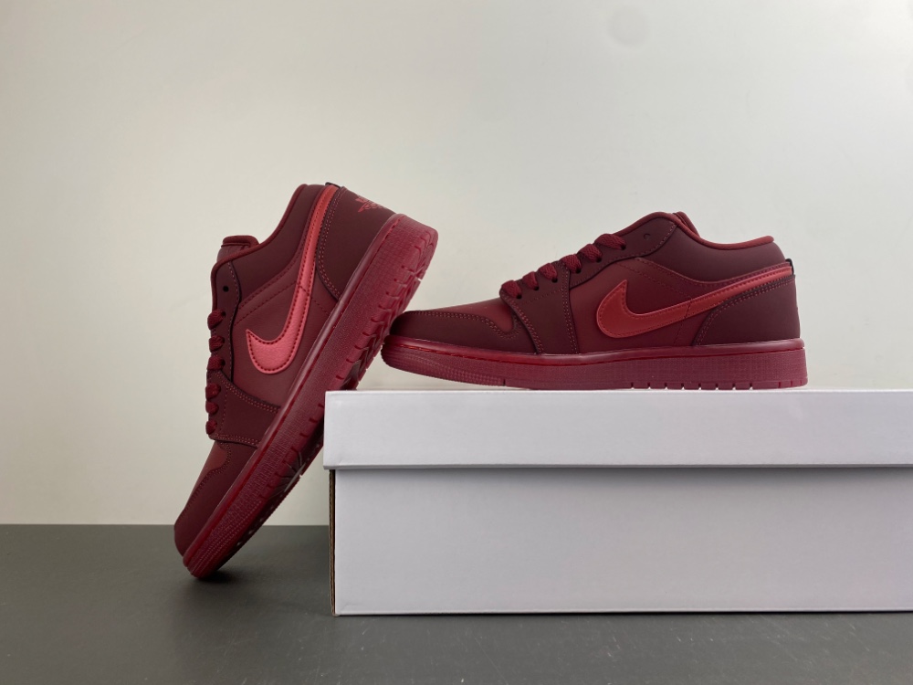 Air Jordan 1 Low “Valentine