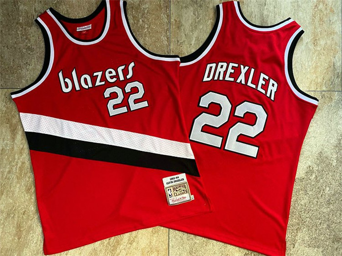 Blazers 22 Clyde Drexler Red 1983-84 Hardwood Classics Swingman Jersey Blazers 22 Clyde Drexler Red 1983-84 Hardwood Classics Swingman Jersey