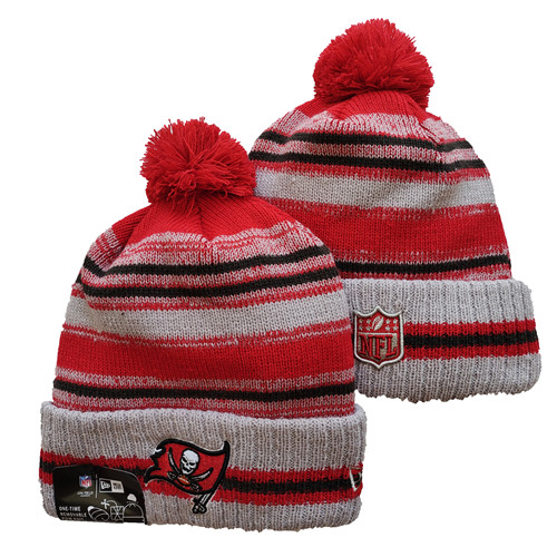 Buccaneers Team Logo Pom Knit Hat YD