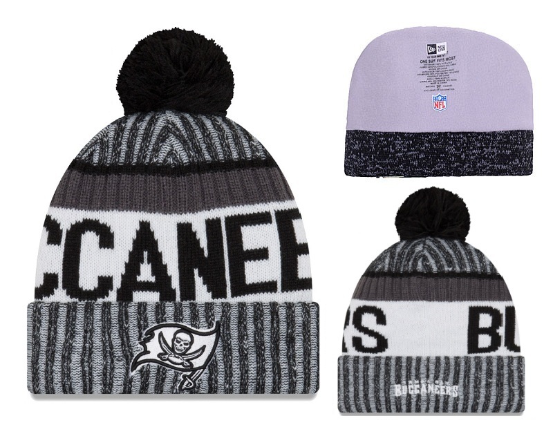 Buccaners Fresh Logo Black Pom Knit Hat YD