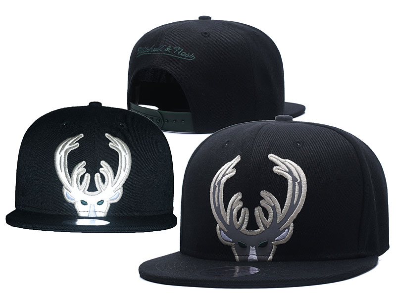 Bucks Big Logo Black Reflective Snapback Mitchell & Ness Adjustable Hat GS