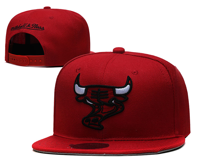 Bulls Snapback Hat Red --YD