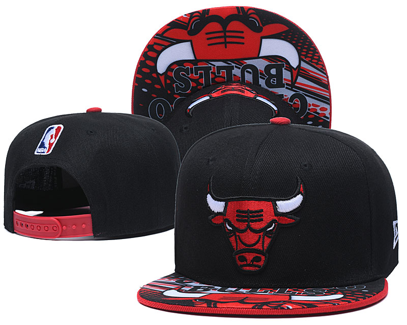 Bulls Team Logo Black Adjustable Hat LH