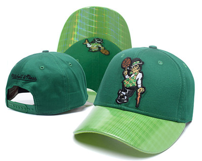 Celtics Team Logo Green Mitchell & Ness Peaked Adjustable Hat GS