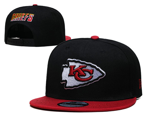 Chiefs Black Snapback Hat --TX