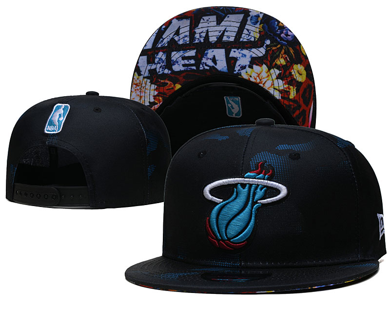 Heat Snapback Hat Black
