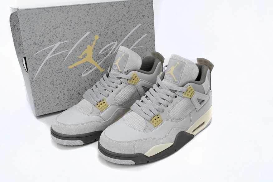 Jordan 4 Retro SE Craft Photon Dust DV3742-021