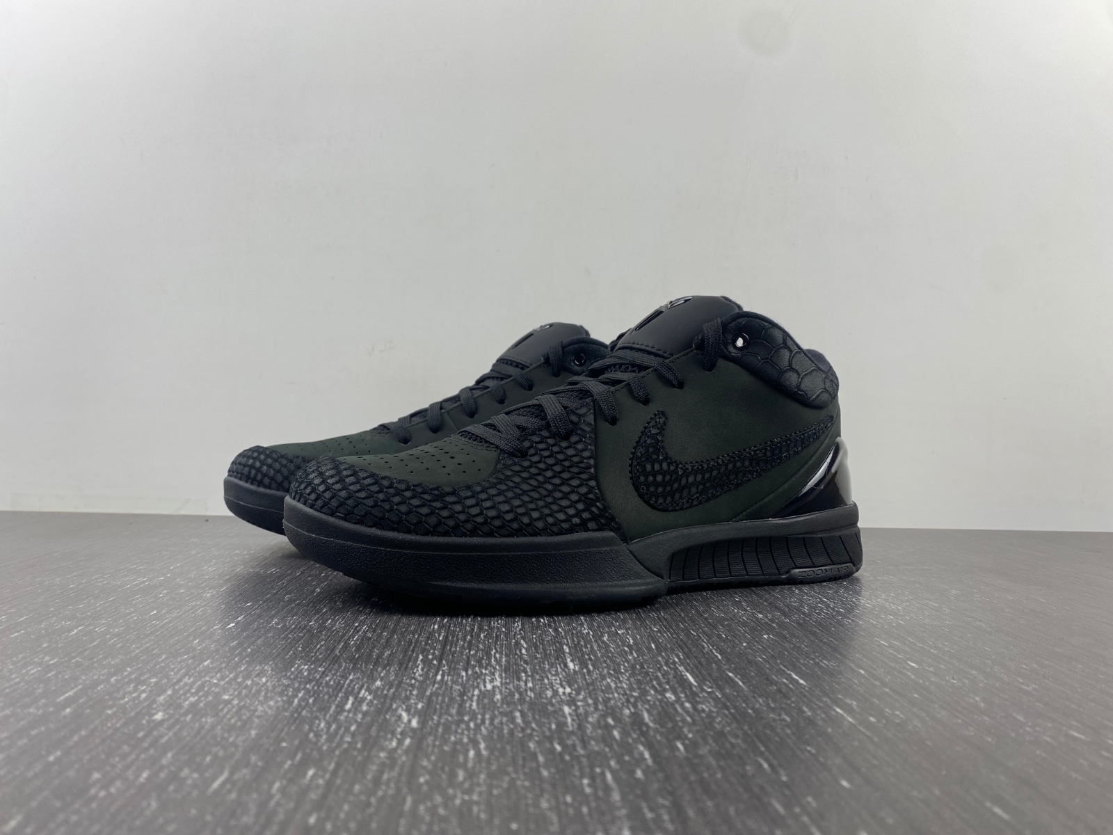 Kobe 4 Protro “Black Mamba” FQ3544-001