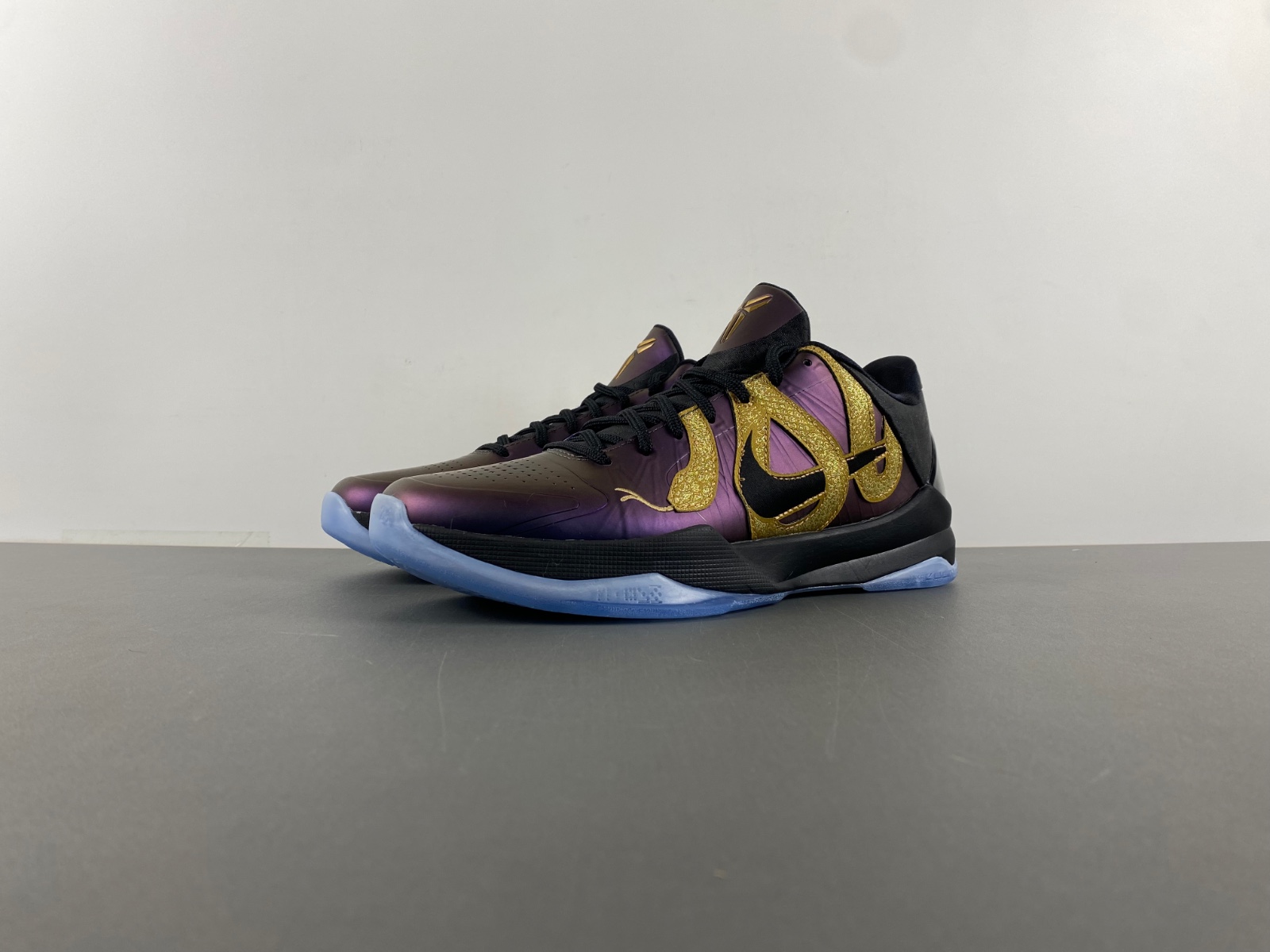 Kobe 5 Protro “Year of the Mamba” Purple IB4481-500