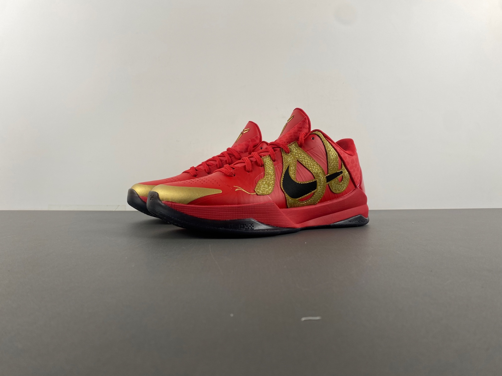 Kobe 5 Protro Year of the Mamba HF5182-600