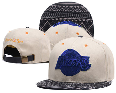 Lakers Team Logo Cream Peaked Mitchell & Ness Adjustable Hat GS