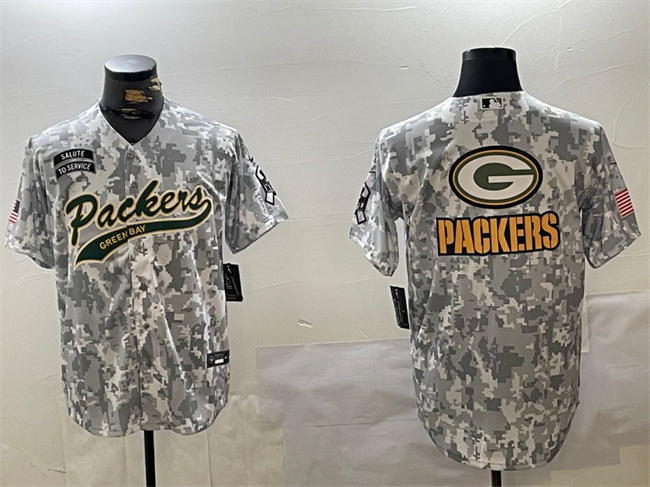 Men's Green Bay Packers Team Big Logo 2024 Arctic Camo Salute To Service Stitched Baseball Jersey Men's Green Bay Packers Team Big Logo 2024 Arctic Camo Salute To Service Stitched Baseball Jersey