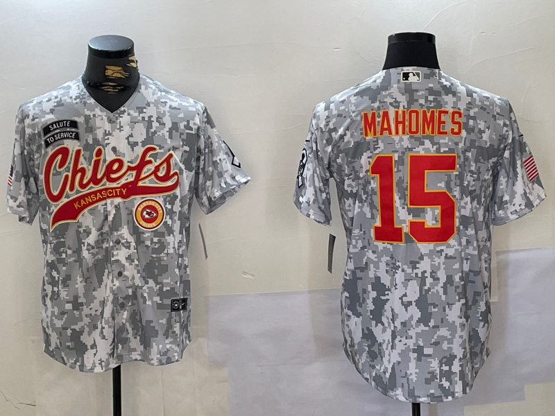Men's Kansas City Chiefs #15 Patrick Mahomes 2024 Arctic Camo Salute To Service Stitched Baseball Jersey 3 Men's Kansas City Chiefs #15 Patrick Mahomes 2024 Arctic Camo Salute To Service Stitched Baseball Jersey 3