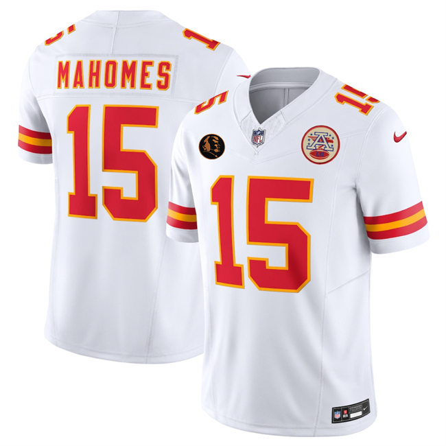 Men’s Kansas City Chiefs #15 Patrick Mahomes White 2025 F.U.S.E. John Madden Patch Vapor Untouchable Limited Stitched Football Jersey Men’s Kansas City Chiefs #15 Patrick Mahomes White 2025 F.U.S.E. John Madden Patch Vapor Untouchable Limited Stitched Football Jersey