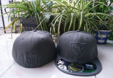 NFL Raiders Gray Fitted Hat