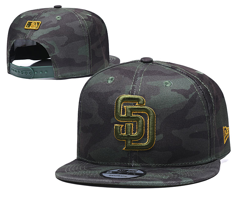 Padres Team Logo Camo Adjustable Hat TX