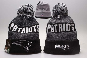 Patriots Team Logo Dark Gray Knit Hat YP