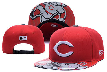 Reds Team Logo Red Adjustable Hat YD
