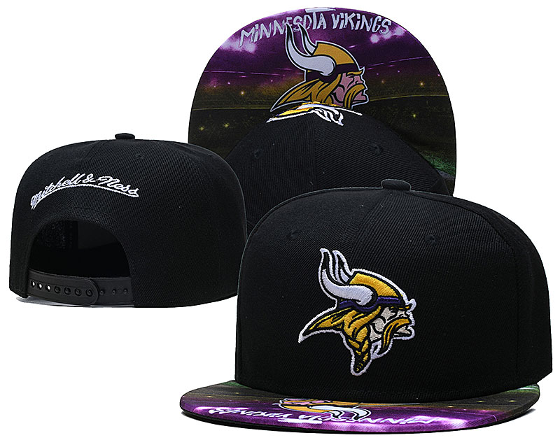 Vikings Team Logo Black Mitchell & Ness Adjustable Hat LH