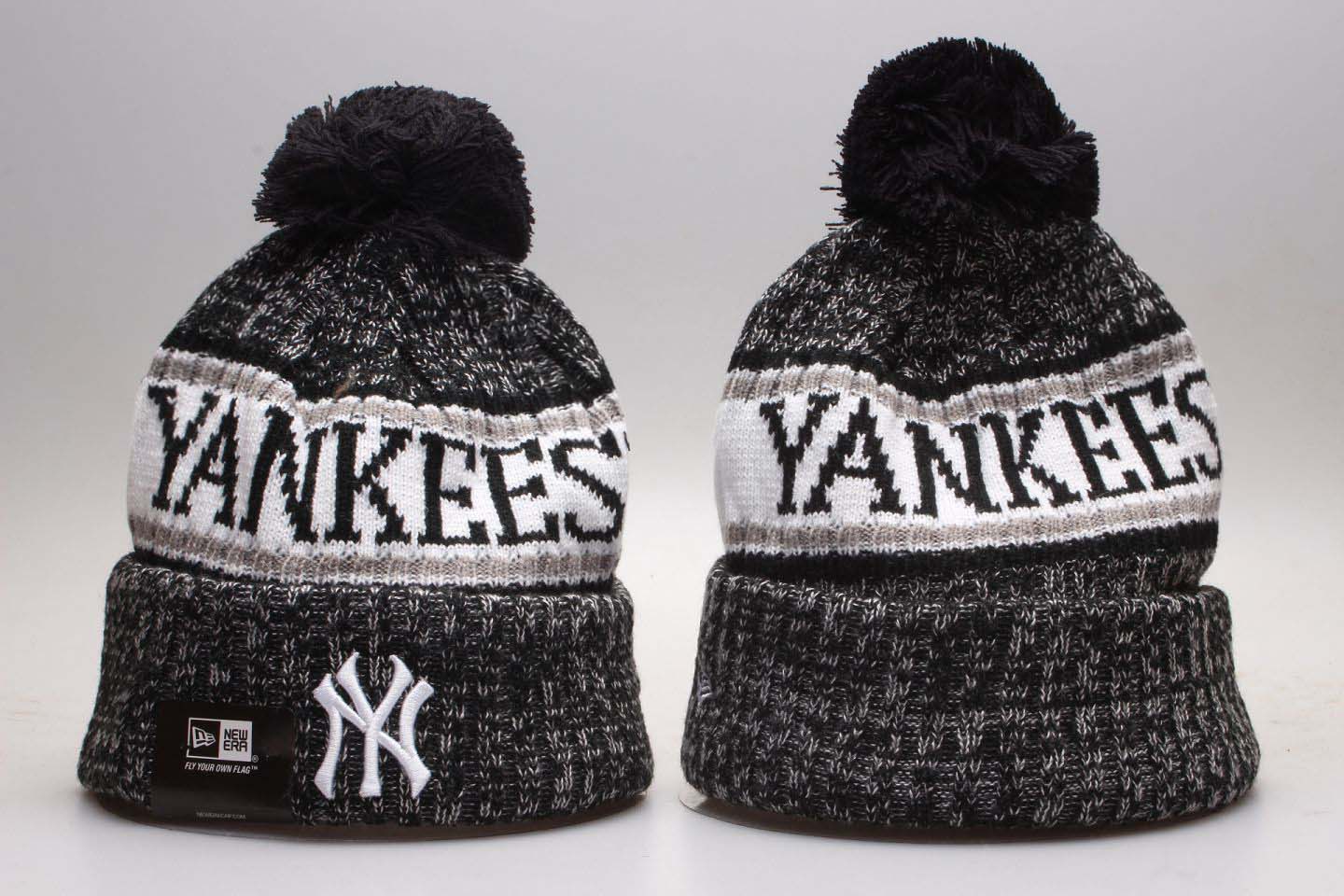 New York Yankees Logo White Knit Hat With Pom YP