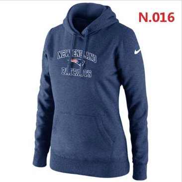 Women's New England Patriots Heart & Soul Pullover Hoodie Dark Blue