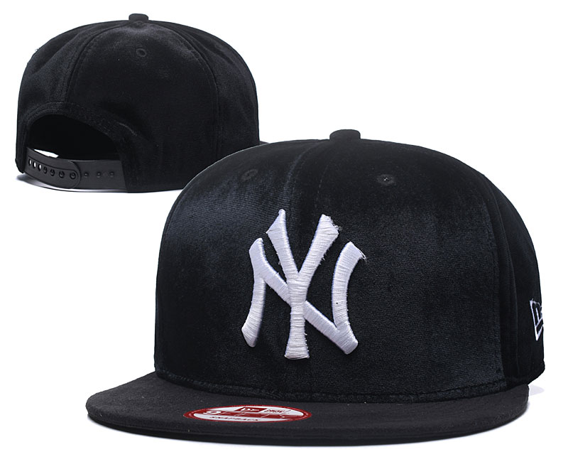 Yankees Team Logo Black Adjustable Hat GS