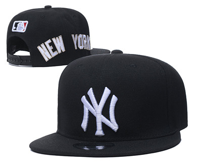 Yankees Team Logo Black Adjustable Hat GS