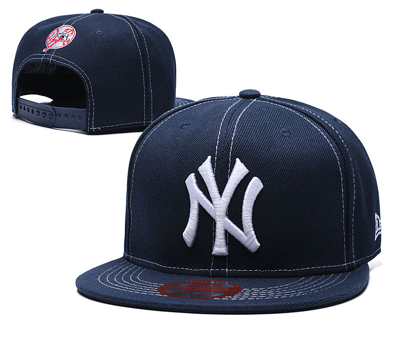 Yankees Team Logo Navy Adjustable Hat LT