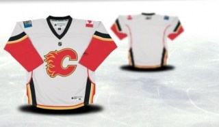 calgary flames youth white jersey (blank or customized) calgary flames youth white jersey (blank or customized)