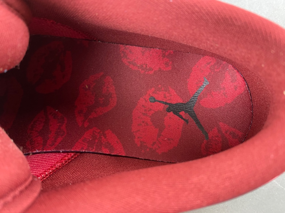 Air Jordan 1 Low “Valentine