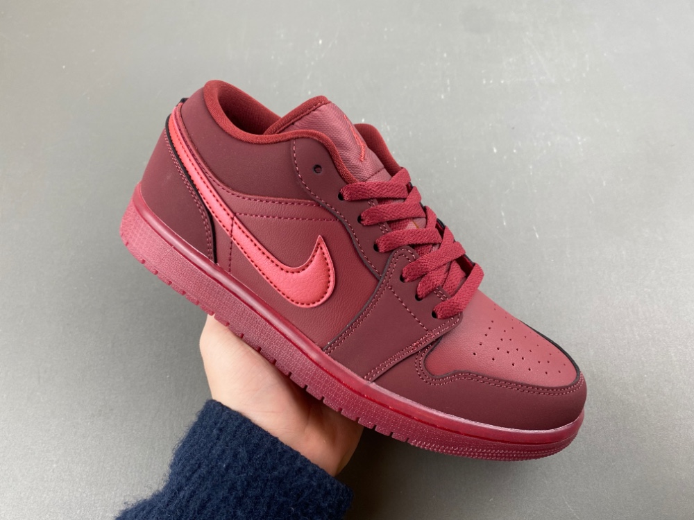 Air Jordan 1 Low “Valentine' s Day” IB7012-600