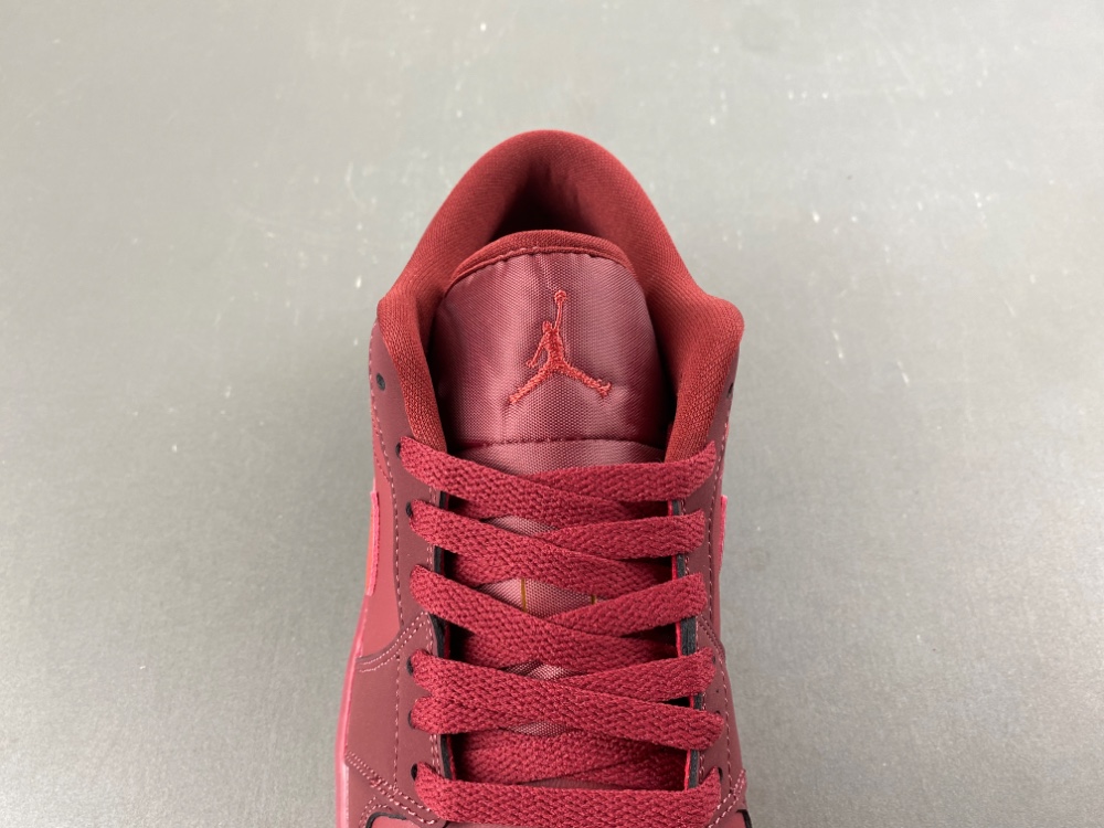 Air Jordan 1 Low “Valentine