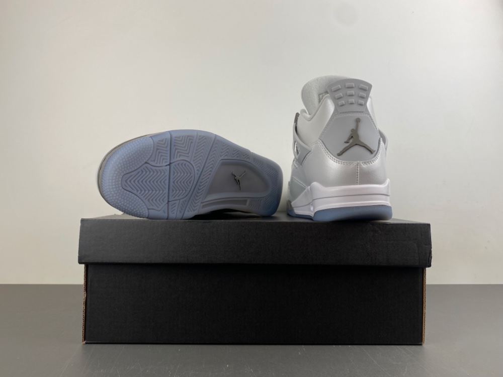Air Jordan 4 GS Photon Dust Blue Chill HV4401-014