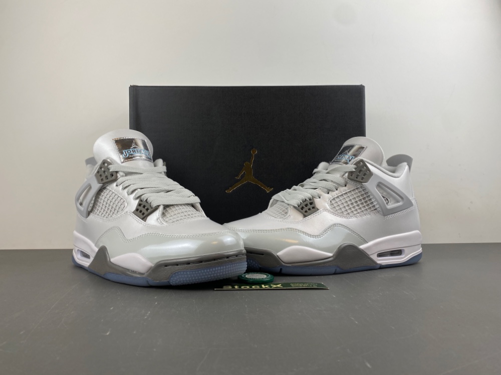 Air Jordan 4 GS Photon Dust Blue Chill HV4401-014