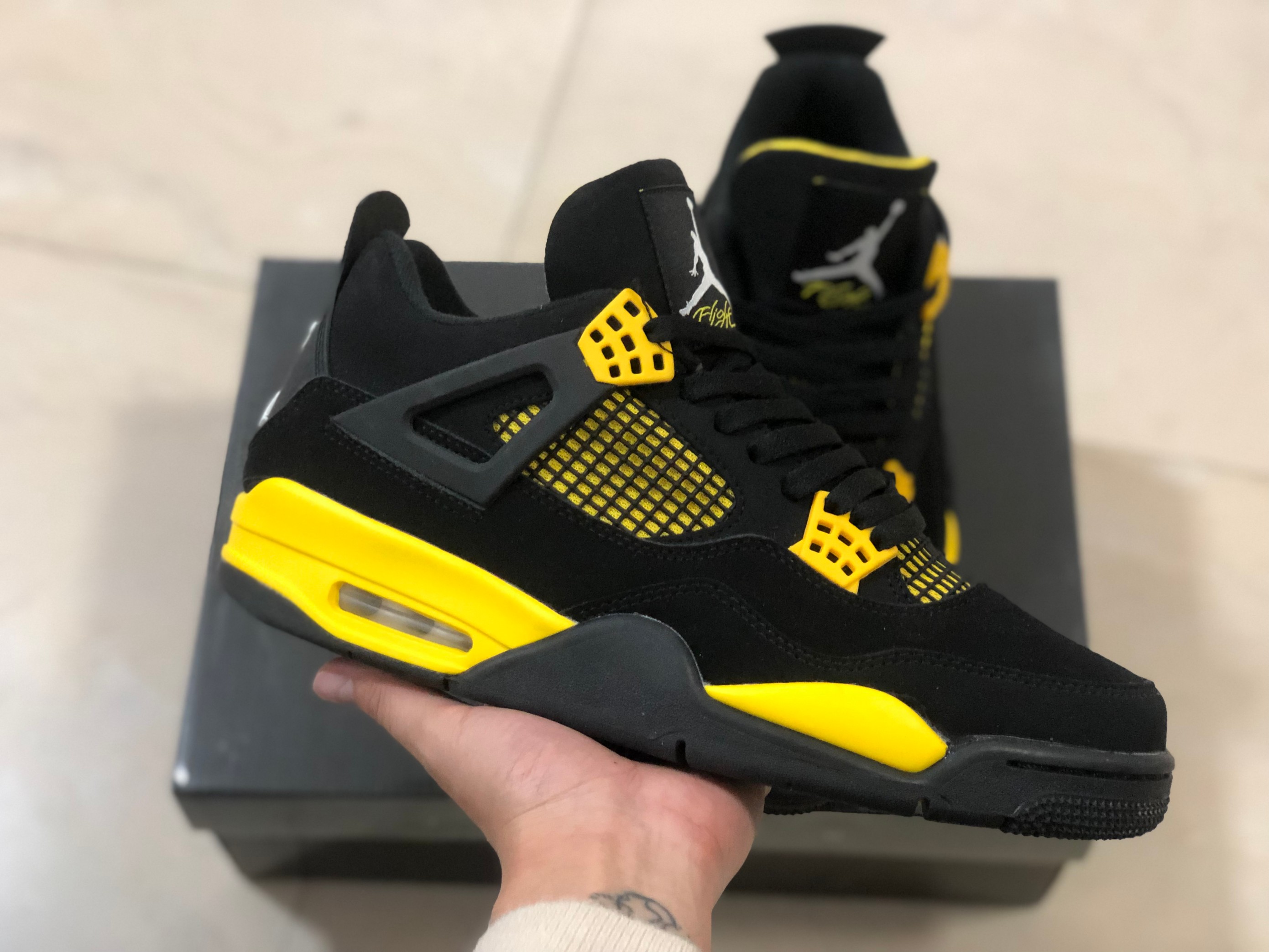 Air Jordan 4 Retro Thunder 2012 308497-008