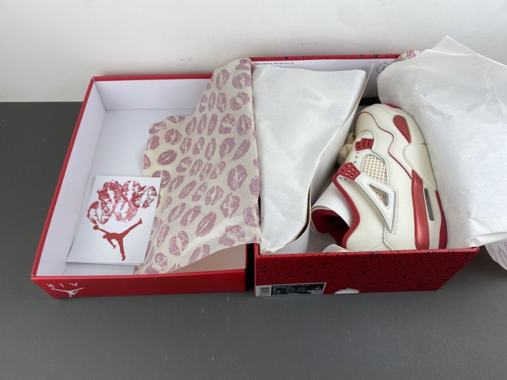 Air Jordan 4 Retro Valentine