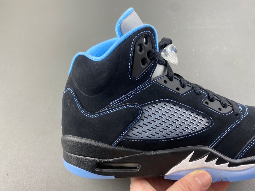 Air Jordan 5 Retro