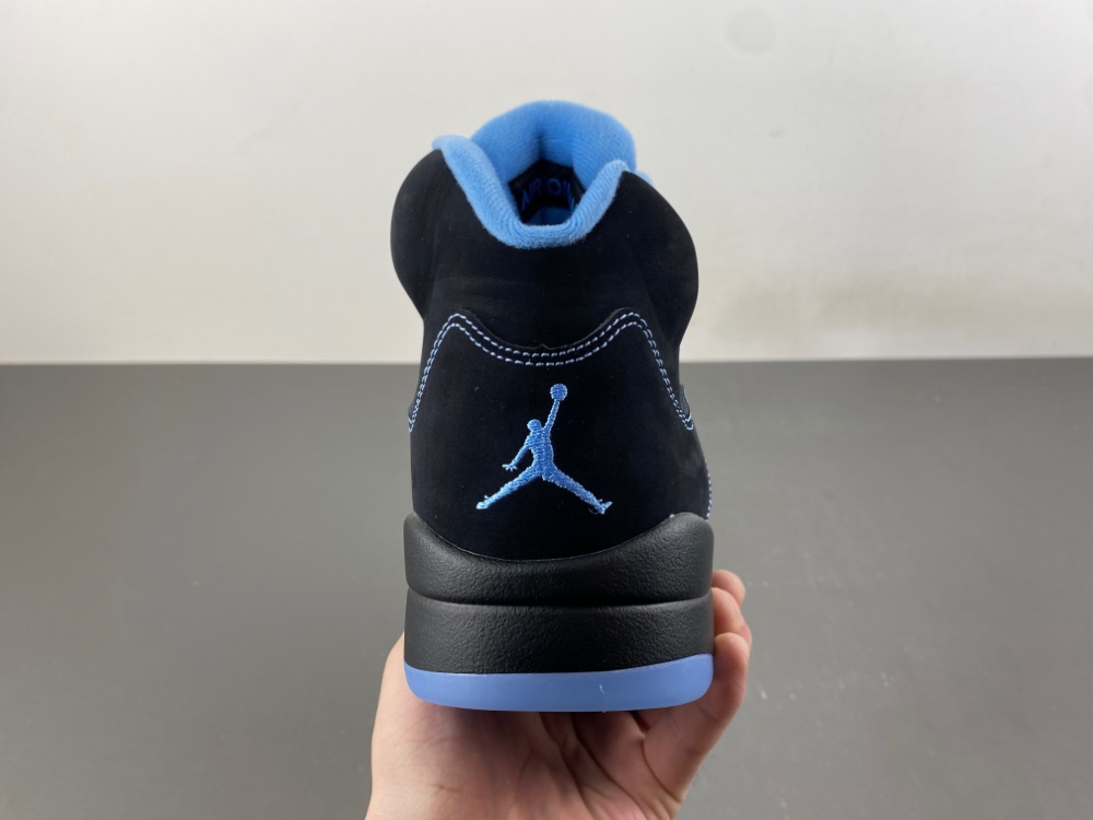 Air Jordan 5 Retro 2026