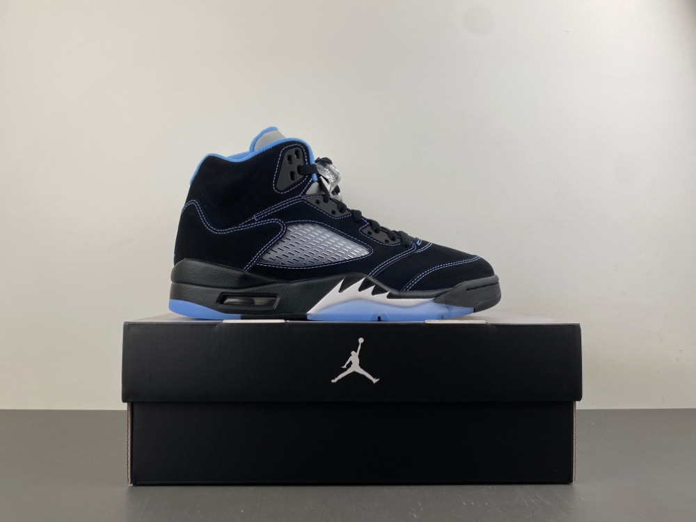 Air Jordan 5 Retro 2026