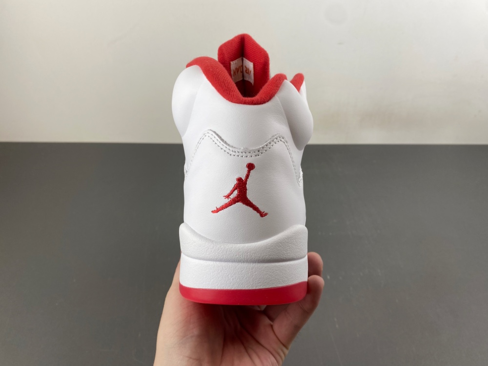 Air Jordan 5 Retro OG