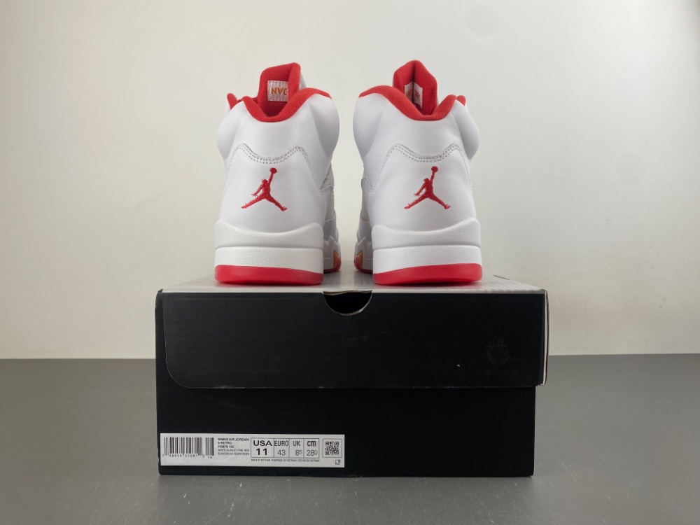 Air Jordan 5 Retro OG