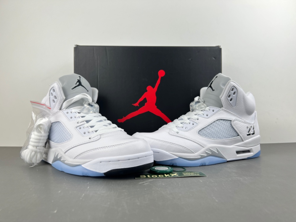 Air Jordan 5 Retro White Metallic (2026) Men