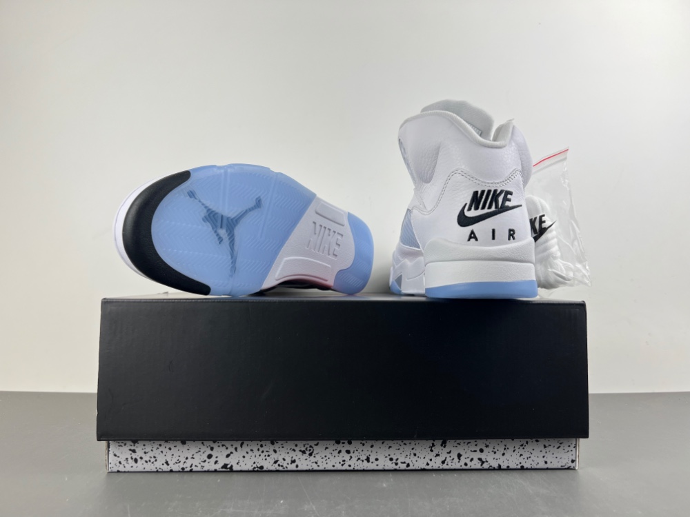 Air Jordan 5 Retro White Metallic (2026) Men