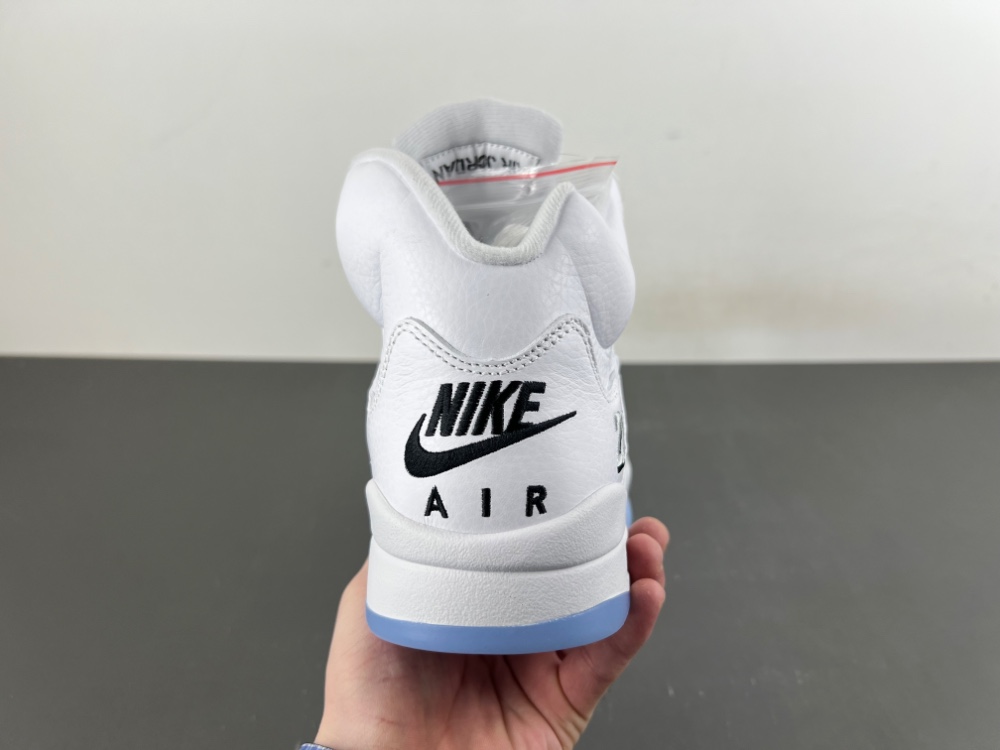 Air Jordan 5 Retro White Metallic (2026) Men