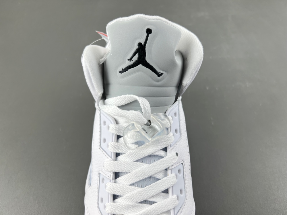 Air Jordan 5 Retro White Metallic (2026) Men