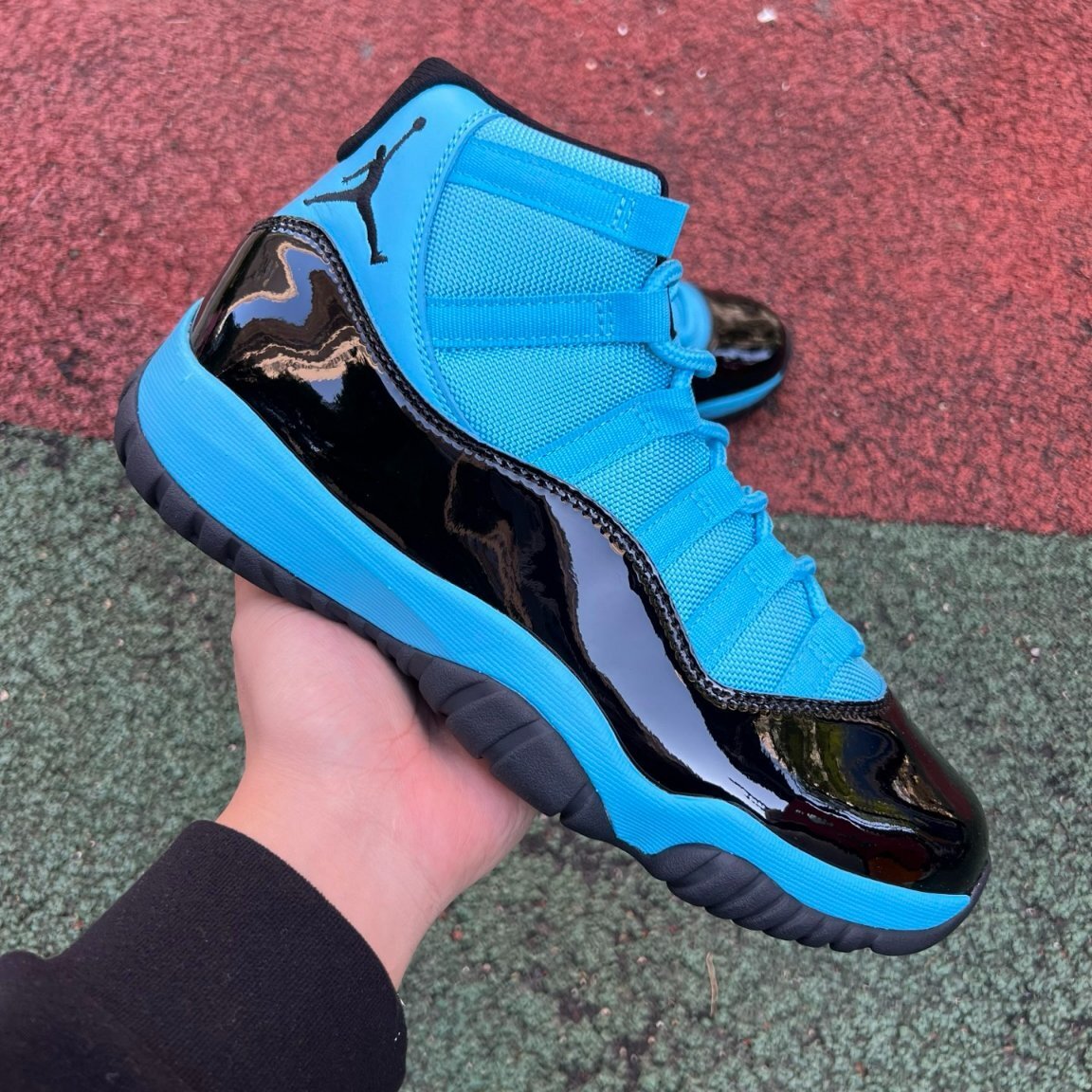 Air Jordan 11 Retro Blue CT8012-440